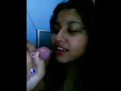 سلٹی تھراپسٹ سیاہ فام مریض کو بے ساختہ معاملات میں آمادہ کرتا ہے۔