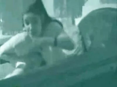 سنہرے بالوں والی فحش ڈارلنگ نے اس کی تنگ بلی کا سوراخ rammed ہو جاتا ہے