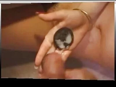 دلکش نوعمر hotties ایک لڑکے کے ساتھ ایک شدید threesome ہے