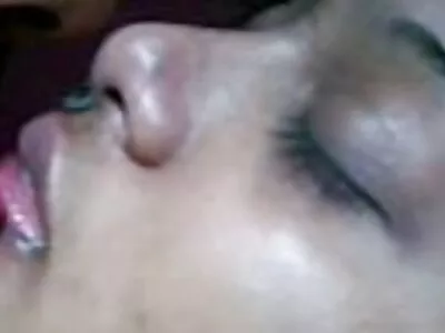 فحش تجربہ کار مارکس لندن نے اپنے اچھے لگنے والے نوعمر سنہرے بالوں کو مارا