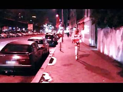 دو شاندار فحش لڑکیاں ایک مزیدار چدائی چھڑی بانٹ رہی ہیں۔