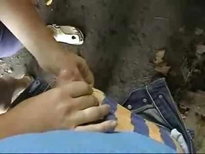 خوبصورت فحش جوڑے گھر میں ہم جنس پرست جنسی تعلقات رکھتے ہیں۔